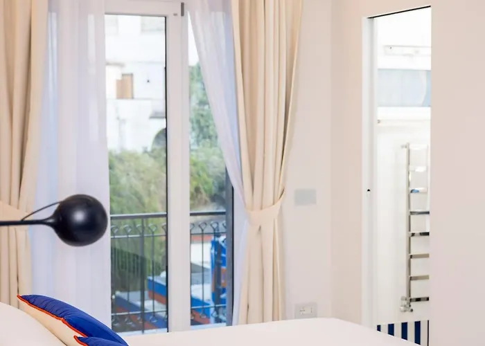 Pepella 招待所 4*